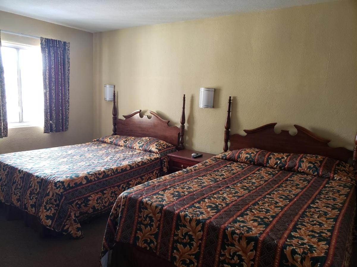 ברסטו Nites Inn מראה חיצוני תמונה